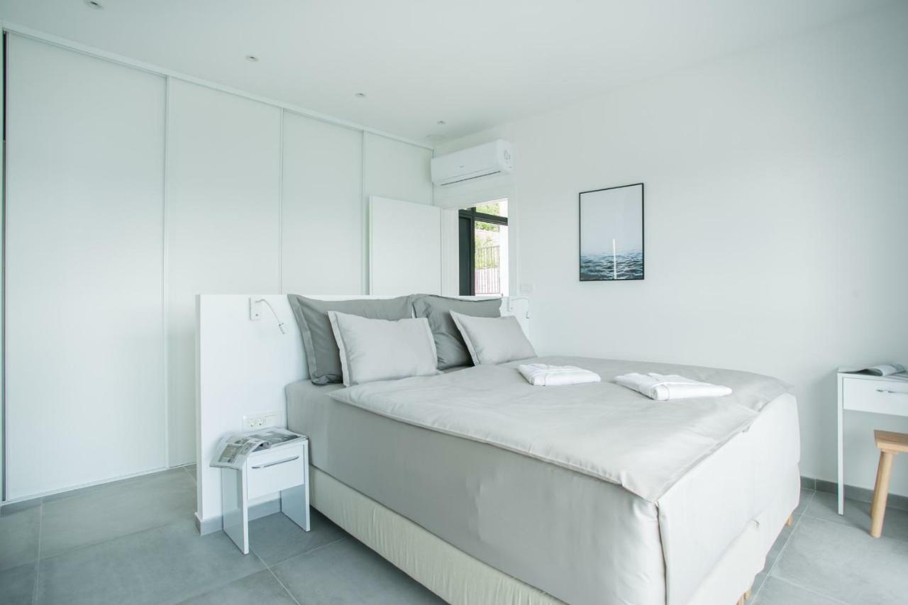 Holiday Home Olive Exclusive - 8 People, Heated Pool, Okrug Gornji, Sea View Trogir Exterior foto