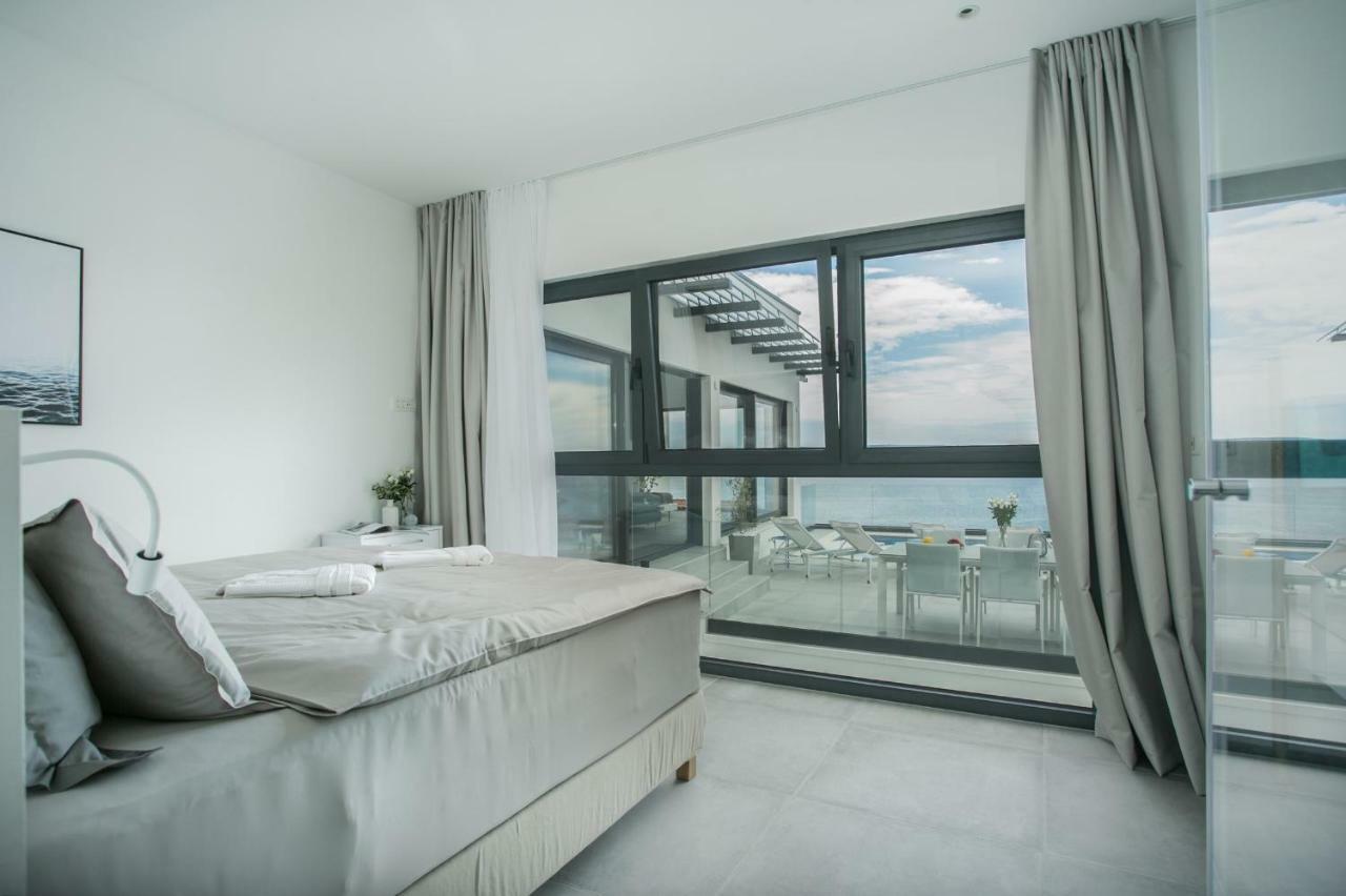 Holiday Home Olive Exclusive - 8 People, Heated Pool, Okrug Gornji, Sea View Trogir Exterior foto